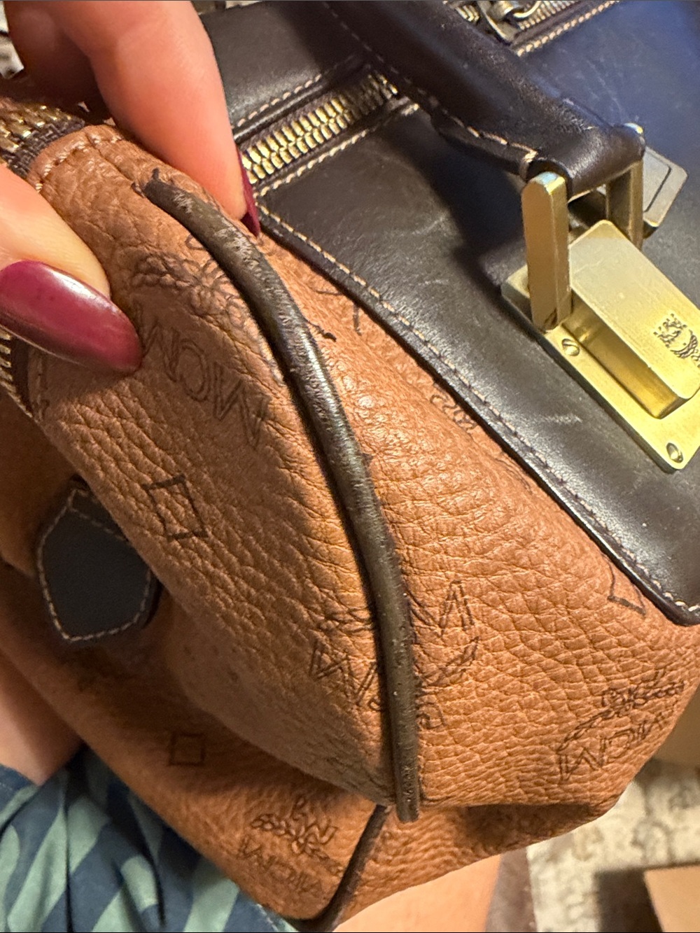 MCM Vintage Visetos Munchen Boston Bag and Gold Hardware - Picture 11 of 15